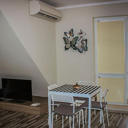 Sofia Art Gallery Vacation Apartments Exterior photo